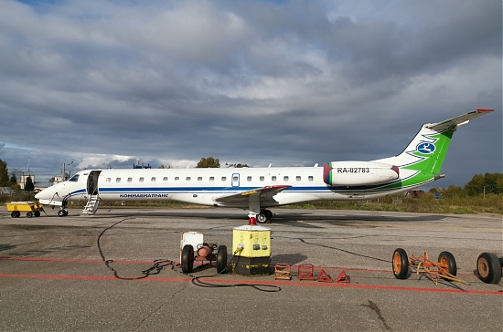 Аренда самолета Embraer-145