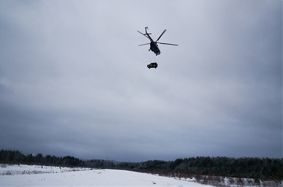 Горные Вертолеты сбросили гелендваген с вертолета Ми-8